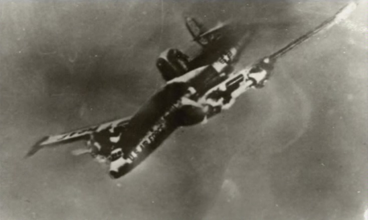 IKE180108019_003.jpg