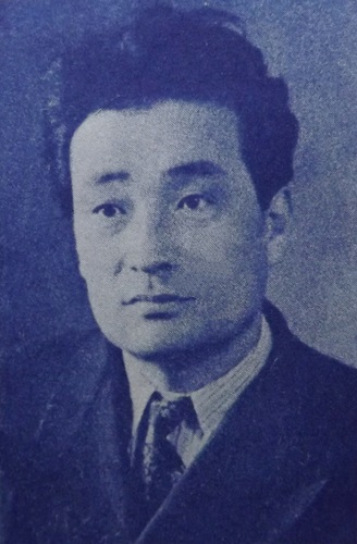 IKE180905033_001.jpg