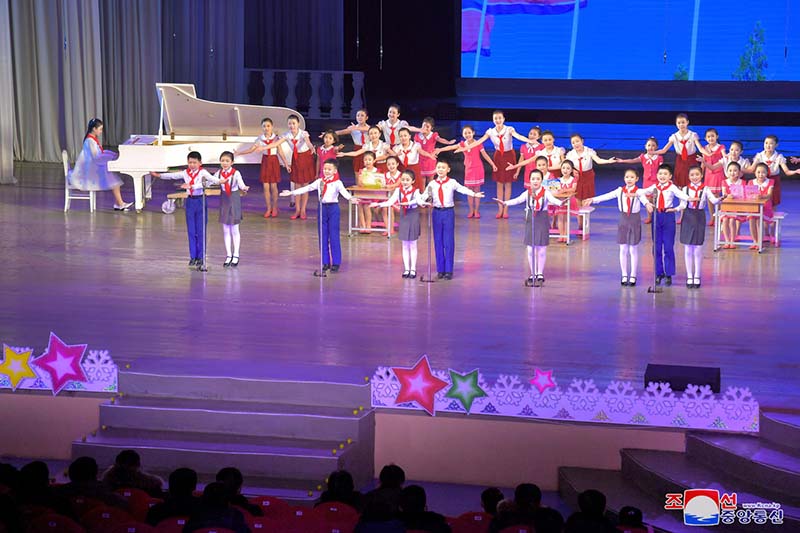 ikn220107005_006.jpg