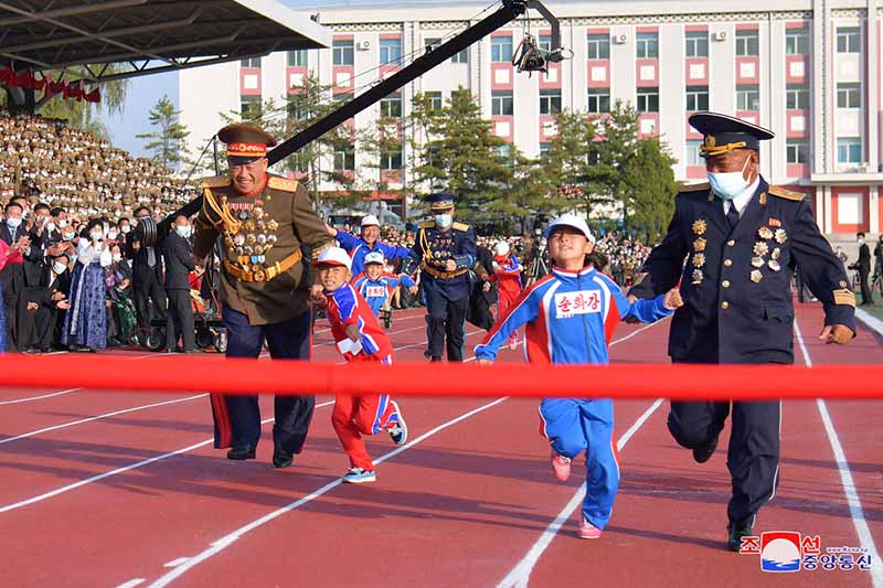 ikn221013012_005.jpg