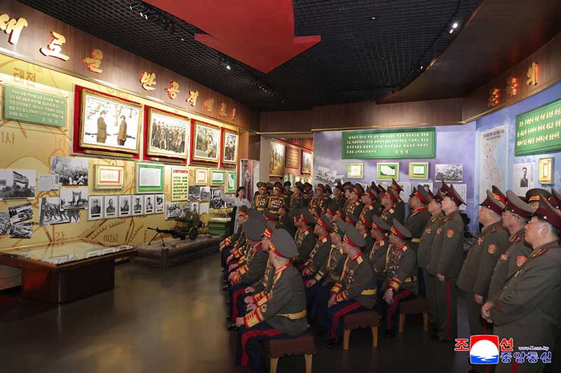 ikn250909019_003.jpg